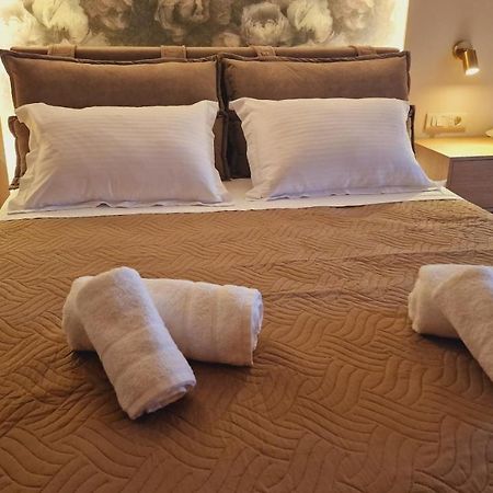 Primrose Apartments 托隆 外观 照片